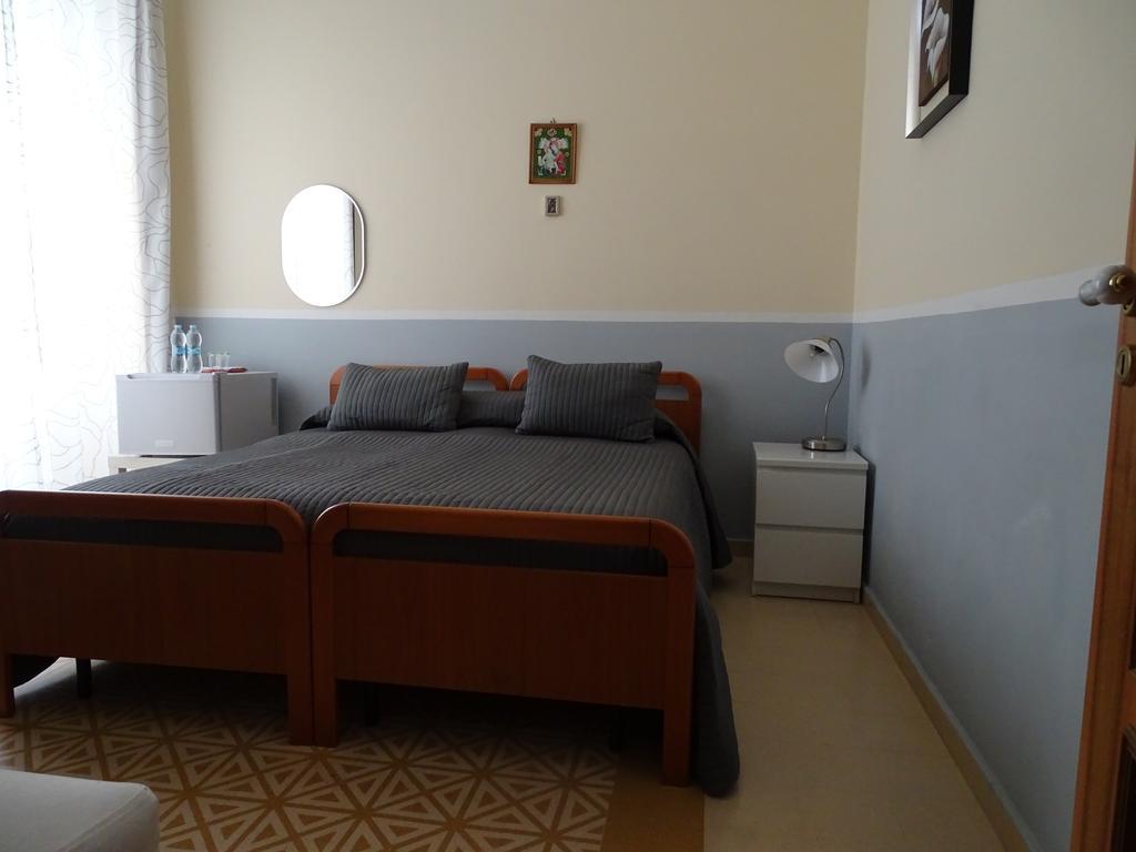 B&B Centrale Салерно Номер фото